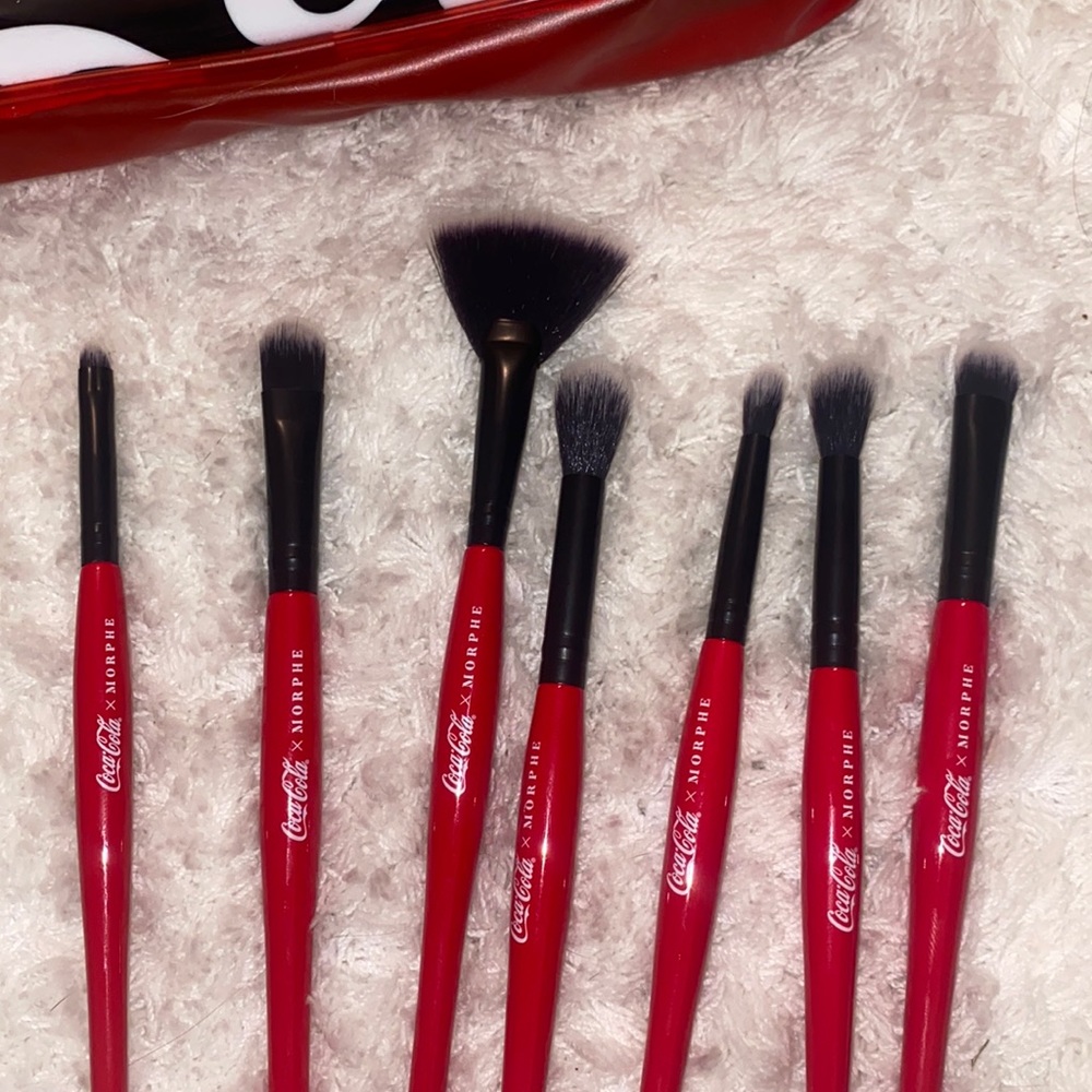 Coca-Cola x MORPHE Brush Set (SOLD OUT) - Picture 3 of 3